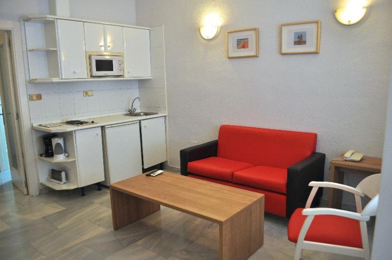 First Flatotel International Benalmádena Δωμάτιο φωτογραφία